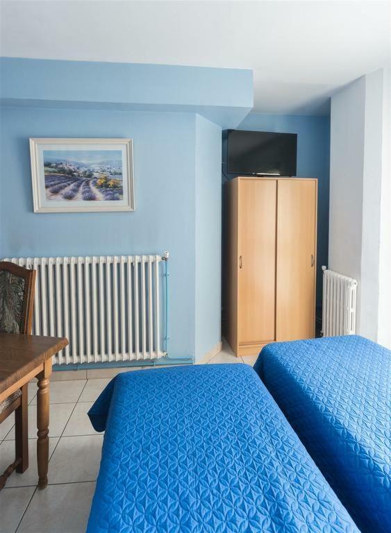 Hotel Du Cygne De La Croix Blanche Lailly-en-Val Экстерьер фото